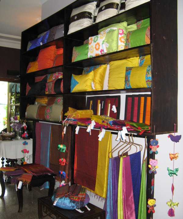 Le Rits NGO Shop - the finished products