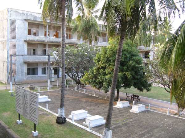 Tuol Sleng Museum